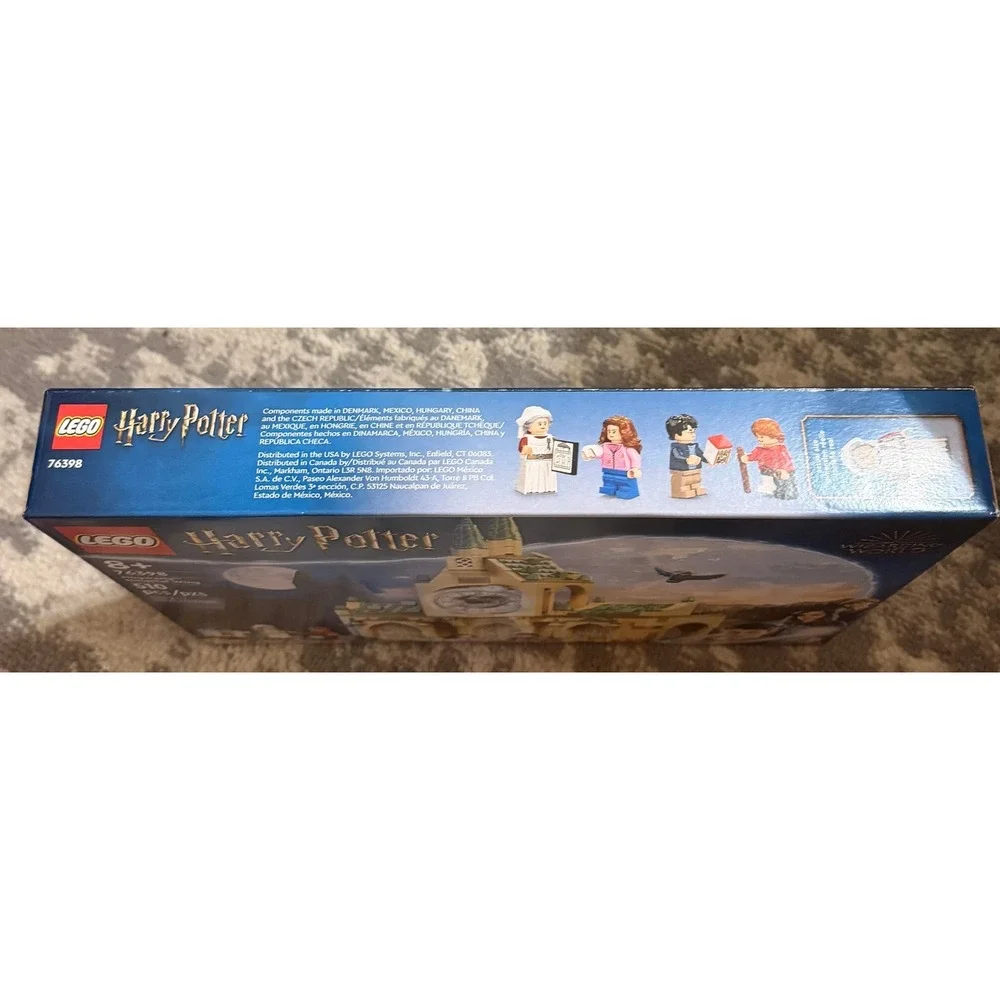 LEGO Harry Potter Hogwarts Hospital Wing Building Set (NWT) 76398 - Picture 3 of 5